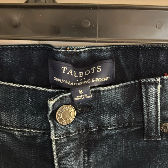 Talbots Dark Denim Size 8 Straight Skinny Leg EUC - Picture 5 of 6